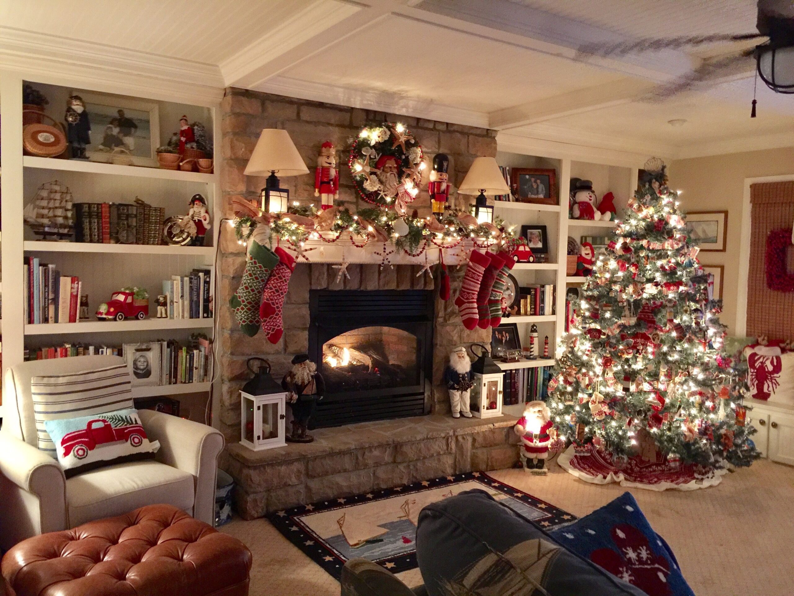 Top Images Of Christmas Fireplaces Best Price