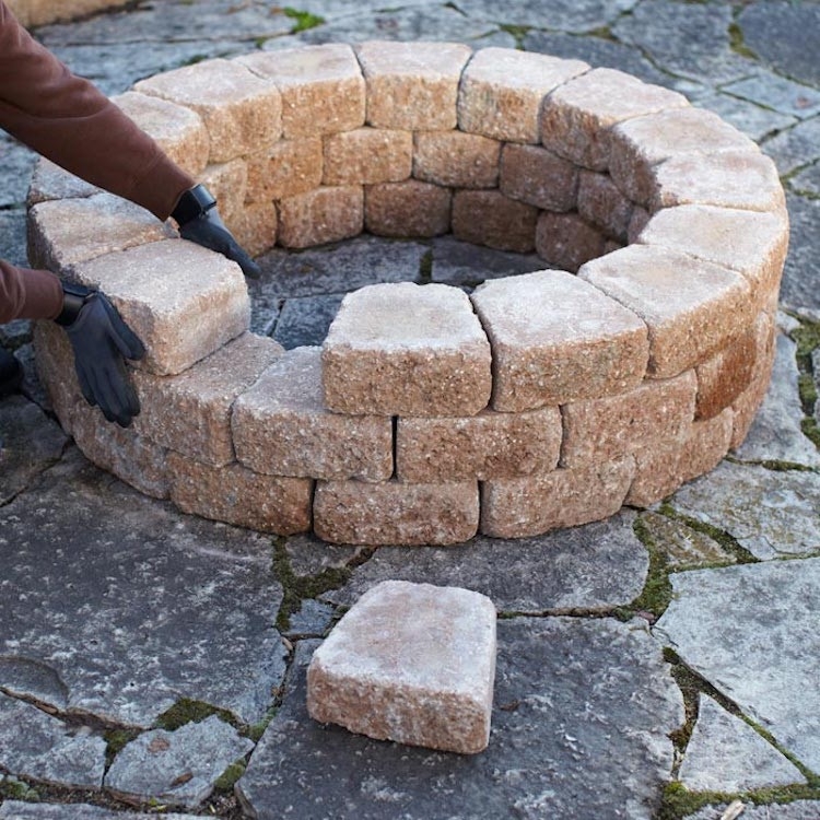 best diy fire pit ideas: 23 brillant projects you can do yourself how to build fire in fireplace photo