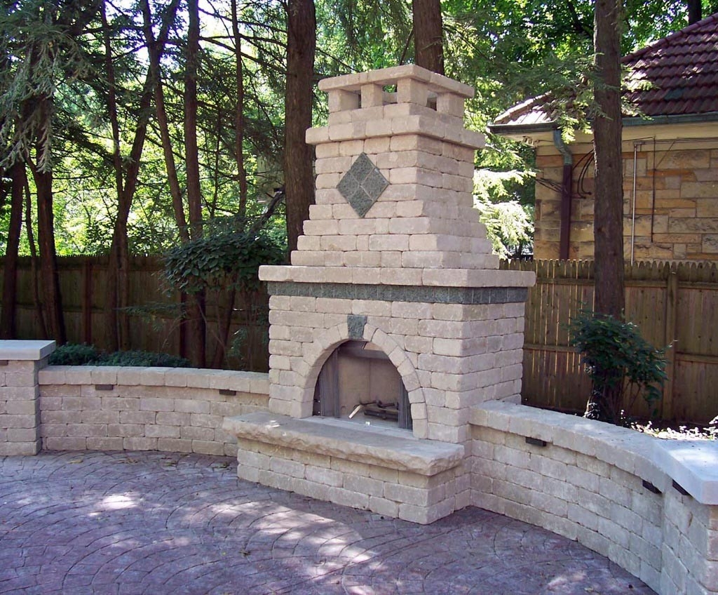 gorgeous brick fireplace | fireplace designs outdoor fireplace plans free image