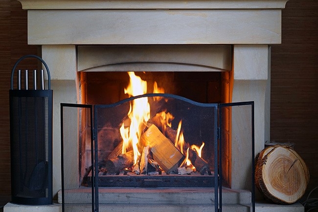 marvelous what's the difference between fireplaces vs fireplace inserts? fireplace smokes into house image