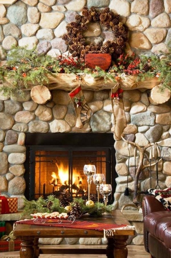 alluring 20 awesome christmas fireplace mantel decoration ideas instaloverz pictures of fireplace mantels decorated for christmas picture
