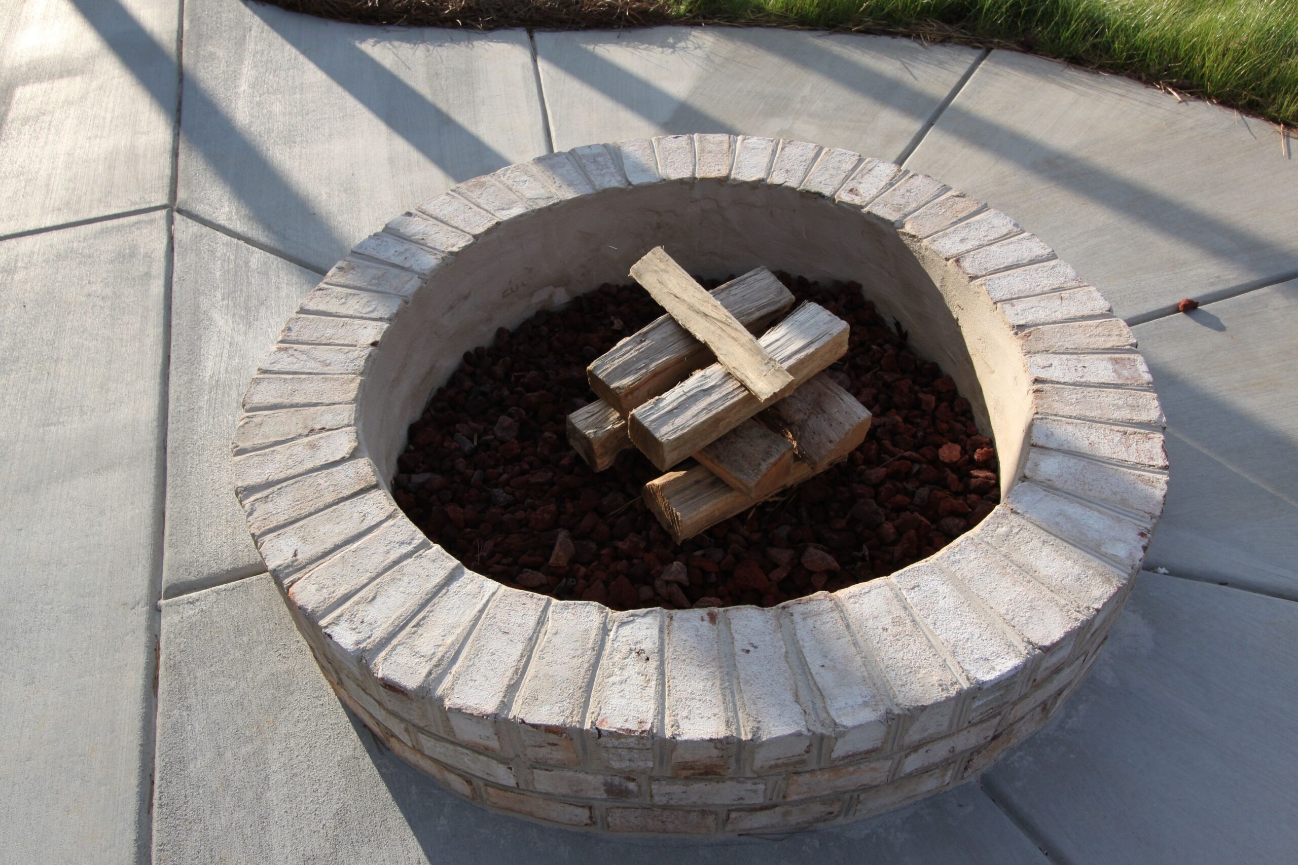 excellent pinisenhour homes on looks we love | brick fire pit, backyard patio fireplace bricks home depot picture