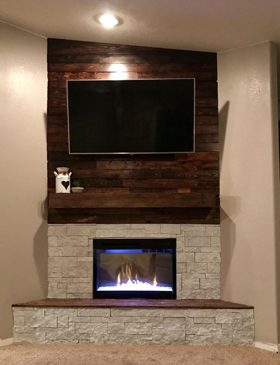 lowes tv mount for brick fireplace | corner gas fireplace, gas fireplace tv above fireplace where to put cable box pics