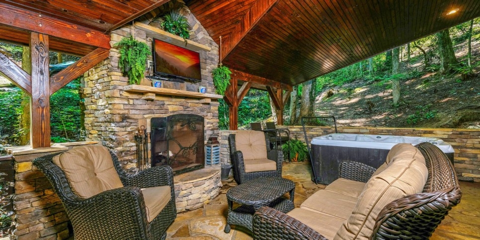 outstanding ski mountain retreat 1116 gatlinburg cabins | gatlinburg cabin gatlinburg cabins with wood burning fireplaces photo