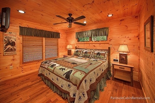 splendid up the creek cabin in gatlinburg tennessee gatlinburg cabins with wood burning fireplaces picture